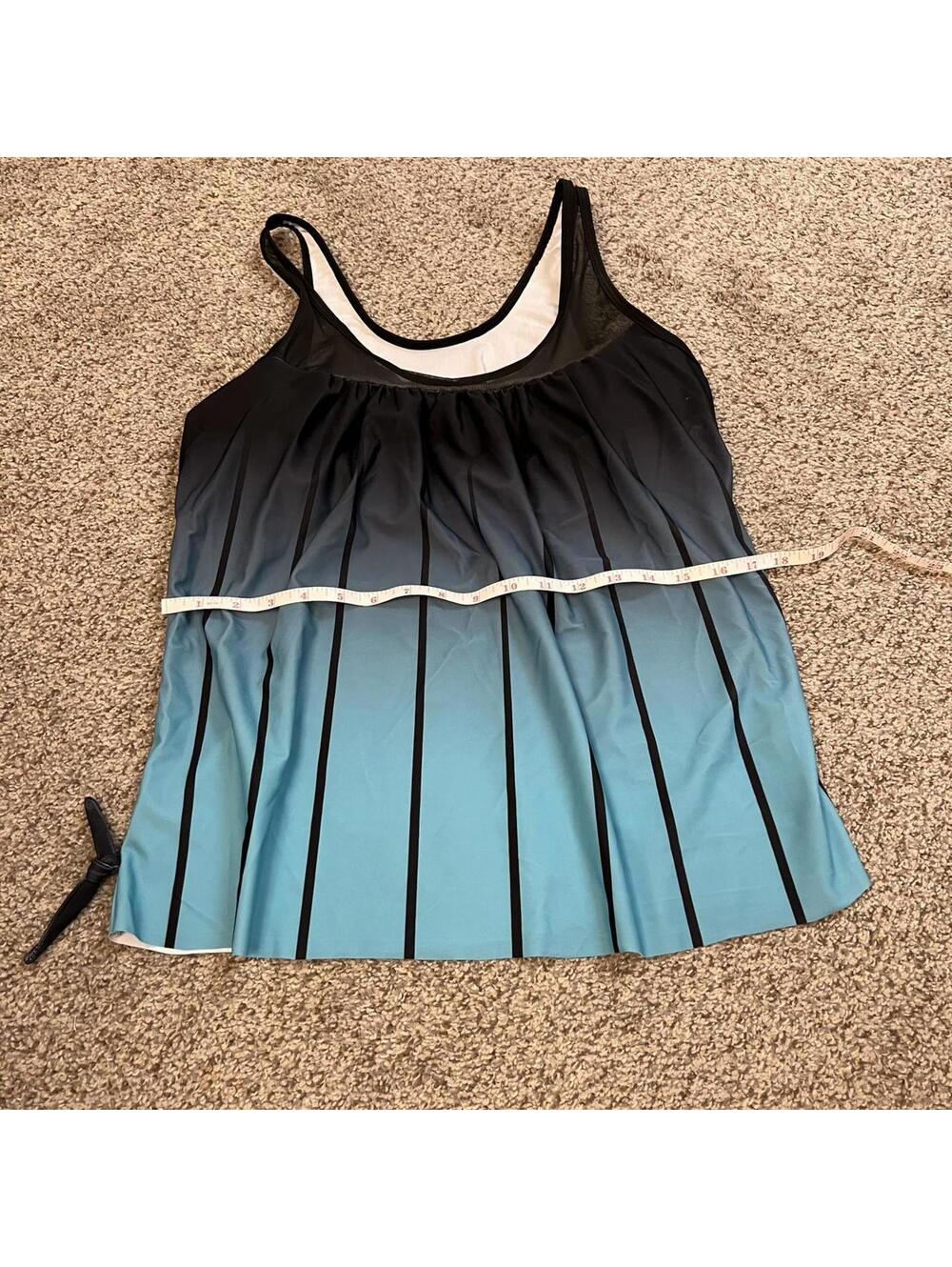 Black and blue ombre swimsuit top